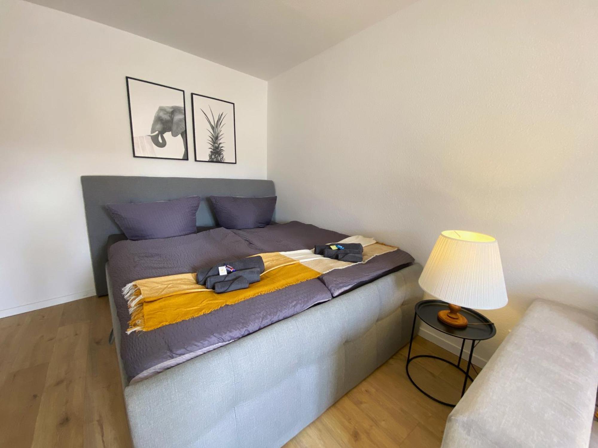Schoelerberg Apartment Mit Tiefgaragenparkplatz Und Kingsize-Bett Оснабрюк Экстерьер фото